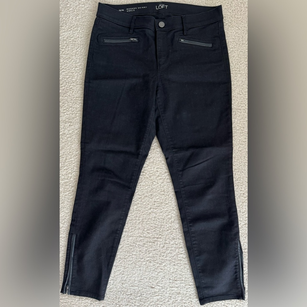 Women's Loft Modern Skinny Jeans - Black with faux leather - Size 10